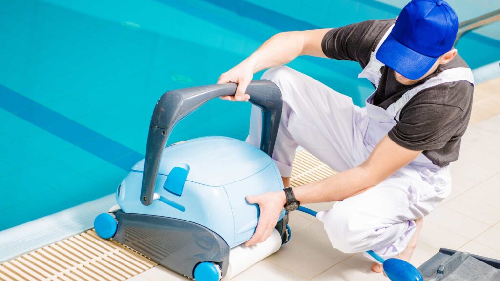 Why Choose the Best Pool Cleaning and Maintenance Equipment? 10 cs 15
